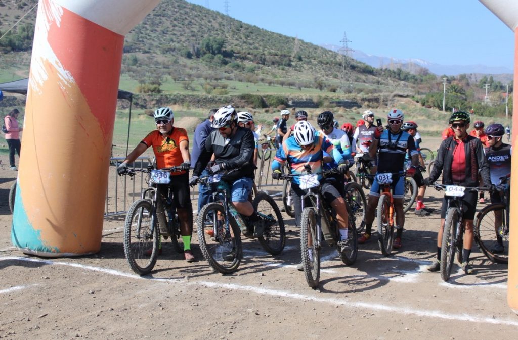 img_4325-1024x673 🚵♂️ Aventura Andina MTB deslumbró con más de 80 competidores y gran marco de público